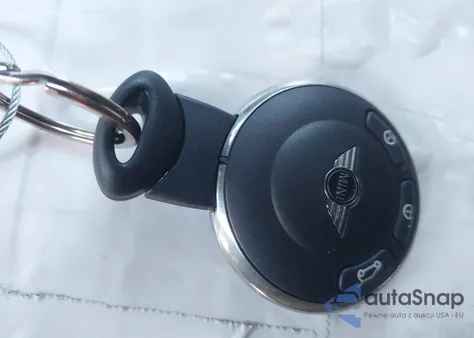 2008 Mini Cooper z USA, uszkodzony, nr VIN WMWMF33548TT61425